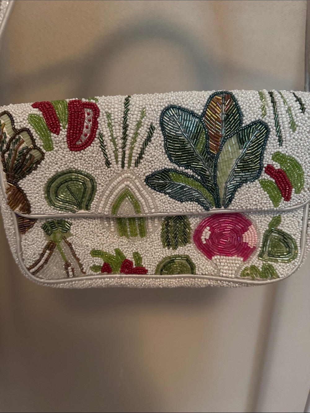 Beaded White Vegetable Embroidered Shoulder Bag - Picture 4 of 13